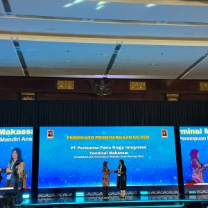 IT Makassar Raih Silver Award di Ajang CSR and PDB Awards 2025