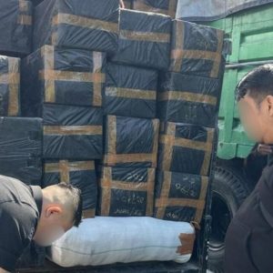 Bea Cukai Makassar Gagalkan Penyelundupan 56 Ribu Batang Rokok Ilegal