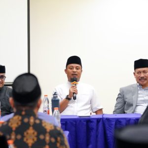Gubernur Sudirman Lepas Kafilah Sulsel ke Ajang STQH Nasional di Kendari
