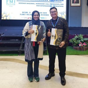 Dosen FEB UNM Raih Penghargaan The Best Paper dan The Best Presenter di FMI ke-17