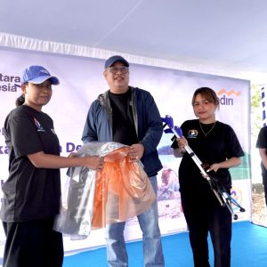 Bank Mandiri Gelar Aksi Bersih di 5 Titik, dari Makassar Sampai Ambon