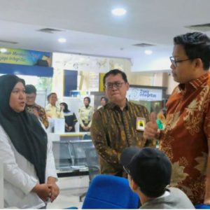 Kunjungi KPP Pratama Makassar Utara, Dirjen Pajak Ingatkan Soal Integritas
