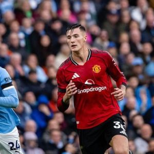 Scholes Nilai Sesko Butuh Adaptasi di MU: Bebannya Berat