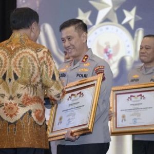 Kapolda Sulsel Irjen Rusdi Hartono Raih Kompolnas Award 2025