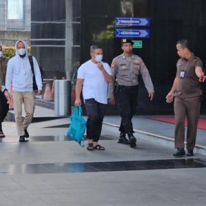 KPK Amankan Uang Rp1,6 M dari OTT Gubernur Riau Abdul Wahid