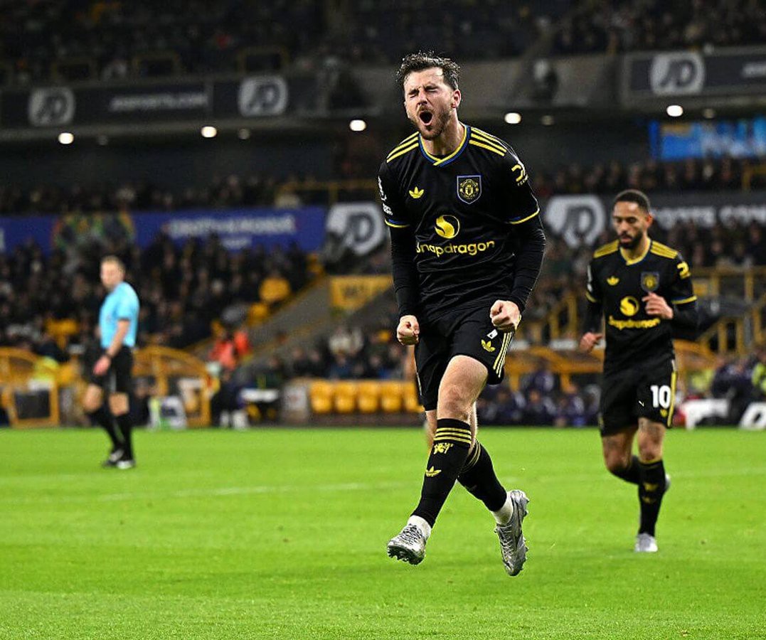 Liga Inggris: Perkasa, MU Tekuk Wolves 4-1