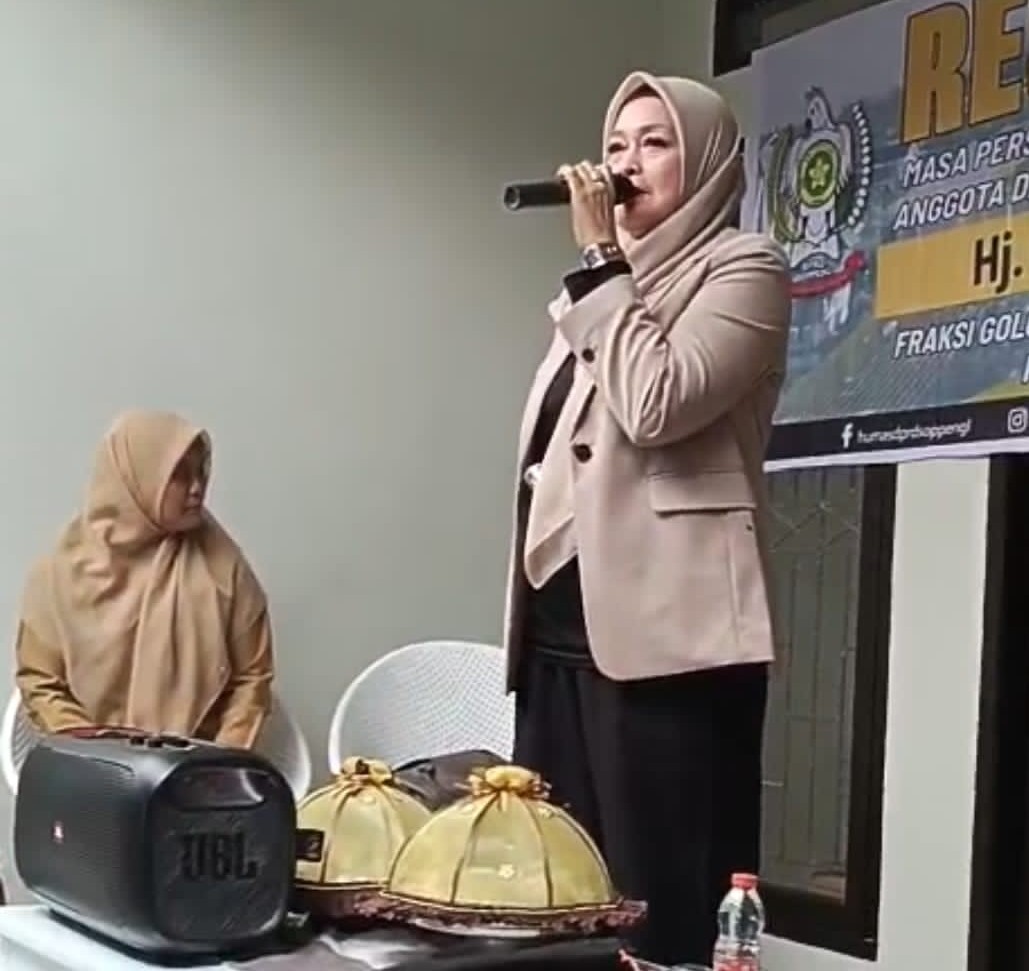 Reses di Jalan Kayangan Soppeng, Andi Wahda Disodori Setumpuk Aspirasi