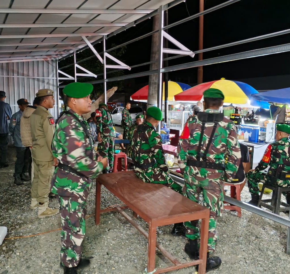 Koramil Tanasitolo Patroli Terpadu di Wajo, Pantau Sejumlah Objek Vital