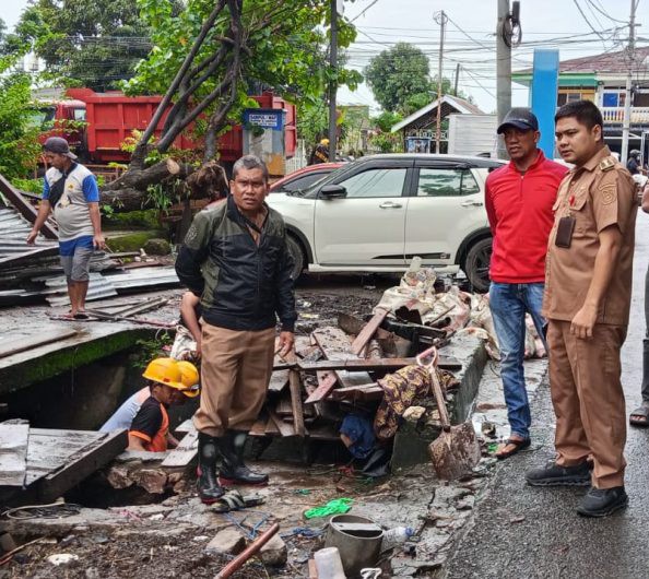 Pemkot Makassar Bongkar 50 Lapak PKL di Tamalate, Sudah 30 Tahun Tempati Trotoar