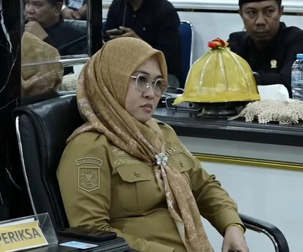 Dicecar Pansus, Bupati Gowa Husniah Tinggalkan Sidang Angket