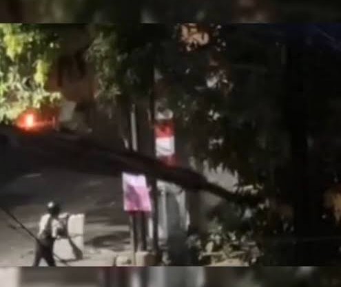 Polisi Buru Pelaku Pembakaran Pos TNI-Polri Saat Bentrok Warga di Makassar